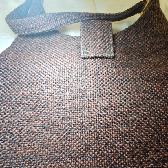 Vintage Tweed Handbag With Brass Fastener, Fantastic Condition! Looks New. - Picture 3 of 16